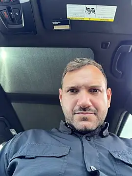 JonJ0 online show from August 2026 07:27:01 PM