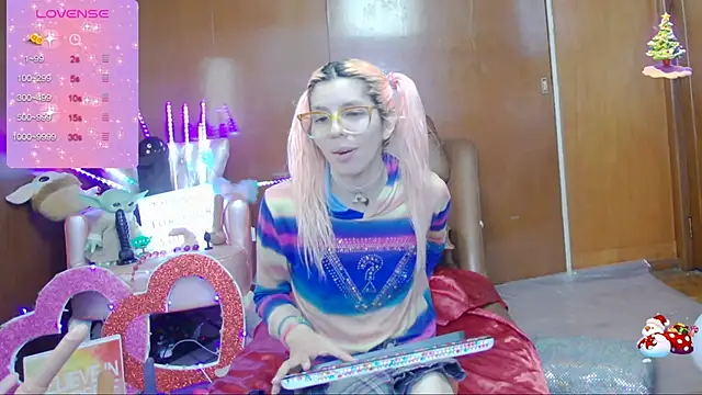 Snapshot of Skinygirl chatting on March 2025 11:39:01 PM Skinygirl online show from March 2025 11:39:01 PM