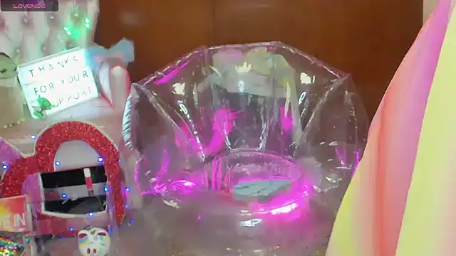 Skinygirl online show from March 2026 12:34:02 AM