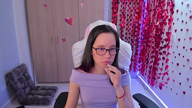 Anto herrera online show from March 2025 08:21:02 PM