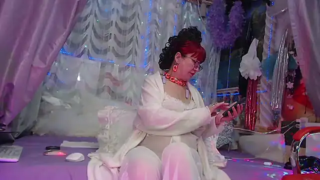 Snapshot of NightOrhideya chatting on February 2025 07:56:02 PM NightOrhideya online show from February 2025 07:56:02 PM