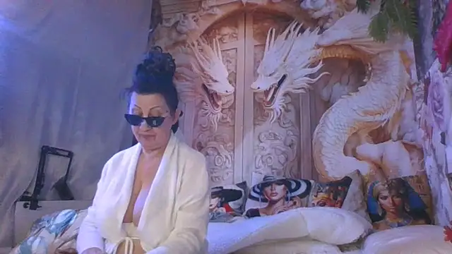 NightOrhideya online show from February 2026 05:55:02 AM