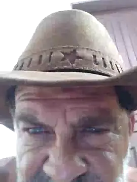 Peludo173317 online show from December 2024 03:22:02 PM