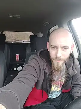 Snapshot of JohnnyFaster chatting on April 2026 02:33:01 PM JohnnyFaster online show from April 2026 02:33:01 PM