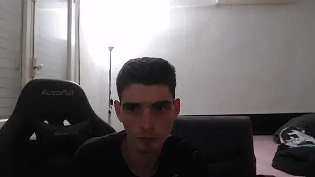 OnlySolovicio online show from October 2025 07:48:01 PM