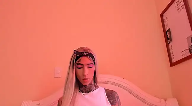 drippyorlovee online show from January 2025 01:41:02 PM