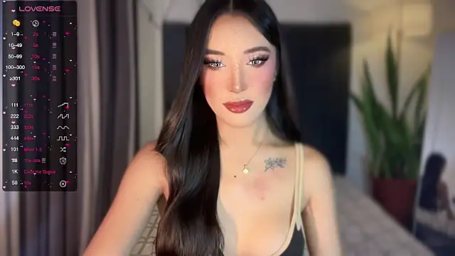 Snapshot of wiggle_nibble chatting on October 2025 01:17:02 PM wiggle nibble online show from October 2025 01:17:02 PM