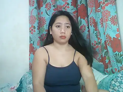 Snapshot of LOVENAYRA1 chatting on June 2026 09:47:02 AM LOVENAYRA1 online show from June 2026 09:47:02 AM