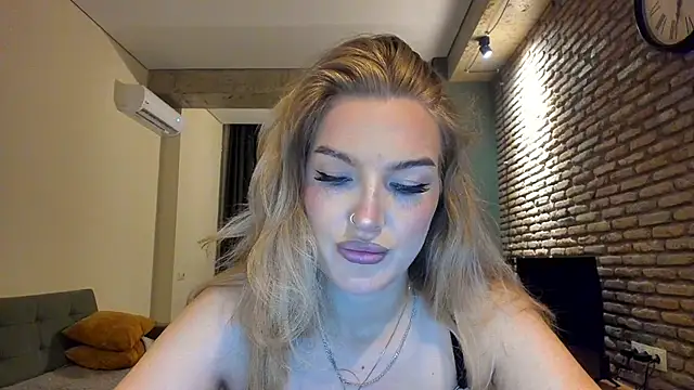 fifteenpoem online show from June 2026 02:38:01 AM