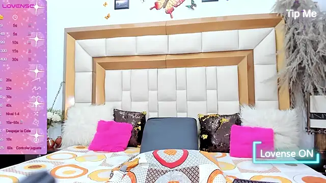 BellaKarla online show from December 2024 08:28:02 PM