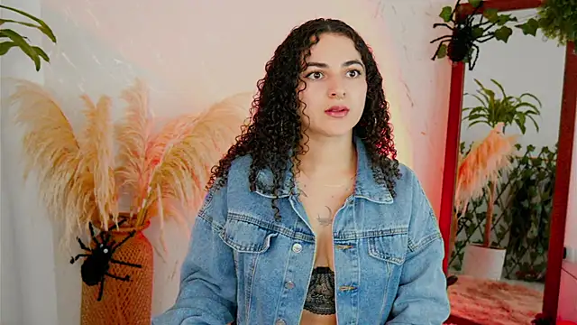 Snapshot of merida_bell18 chatting on October 2025 10:38:01 AM merida bell18 online show from October 2025 10:38:01 AM