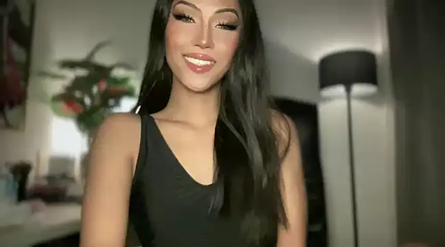 Bella Gordon online show from March 2025 02:18:02 PM