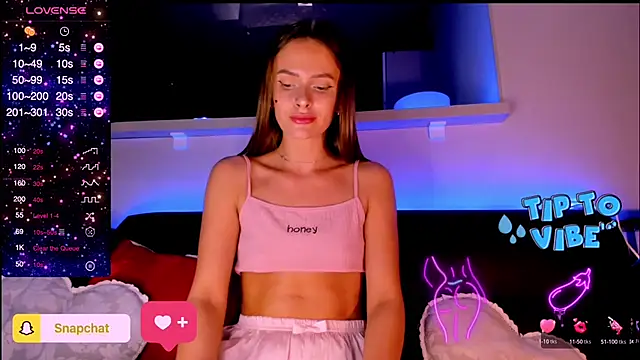 madina taher online show from February 2025 09:16:02 PM