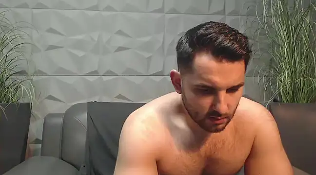 Snapshot of Antoniodiamond chatting on January 2025 08:15:01 PM Antoniodiamond online show from January 2025 08:15:01 PM