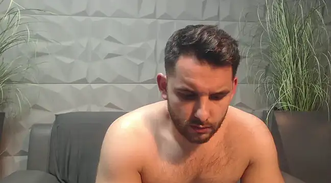 Snapshot of Antoniodiamond chatting on March 2025 12:40:02 AM Antoniodiamond online show from March 2025 12:40:02 AM