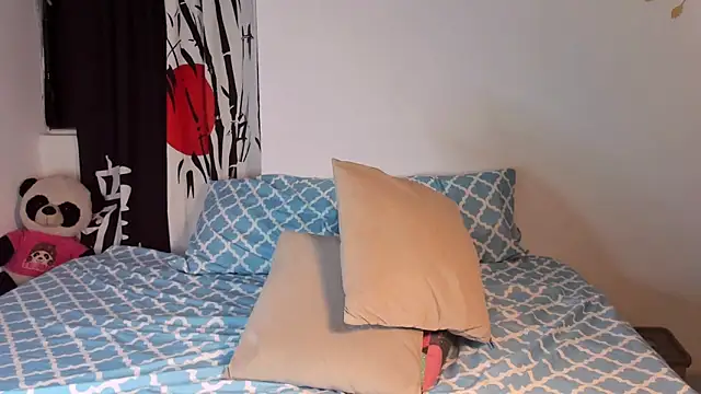 caylinhot7 online show from November 2025 05:40:02 AM