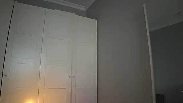 -JuicyMolly- online show from May 2026 03:42:02 PM