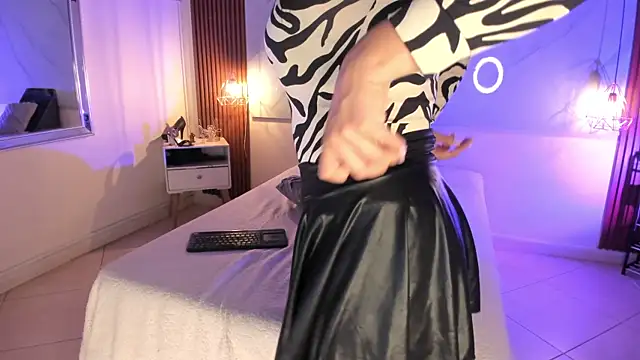 Gin Zc online show from December 2024 06:29:02 AM