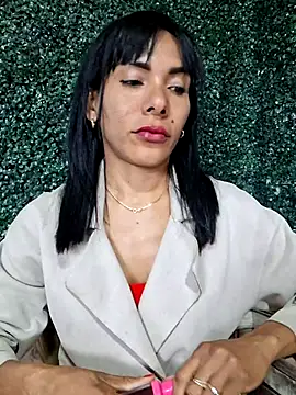 Doll Loren online show from March 2025 11:39:01 PM