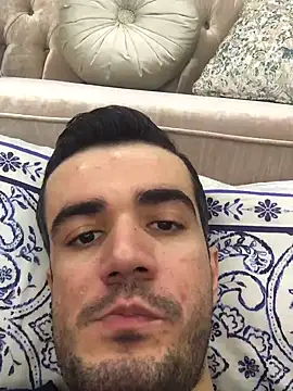 Snapshot of boyygirlls chatting on January 2025 09:08:01 PM boyygirlls online show from January 2025 09:08:01 PM