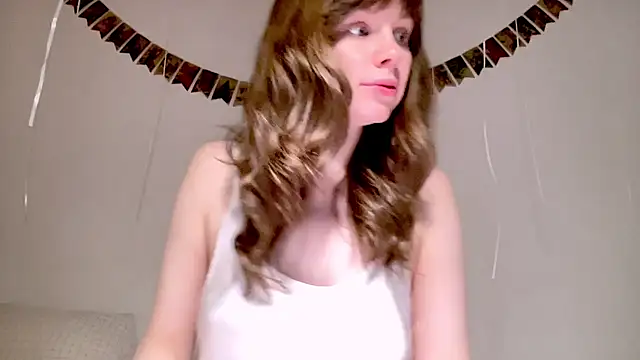 Snapshot of Nikki_Mimimi chatting on December 2025 10:02:01 AM Nikki Mimimi online show from December 2025 10:02:01 AM