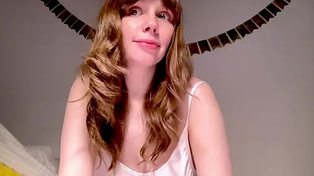 Snapshot of Nikki_Mimimi chatting on December 2025 10:10:02 AM Nikki Mimimi online show from December 2025 10:10:02 AM