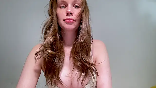 Snapshot of Nikki_Mimimi chatting on May 2026 10:20:01 AM Nikki Mimimi online show from May 2026 10:20:01 AM