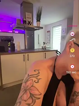 German Milf online show from May 2026 05:10:01 PM