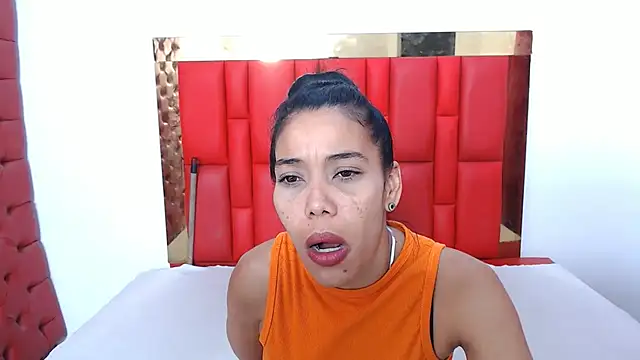 lizeth keilyn online show from October 2025 03:02:01 PM