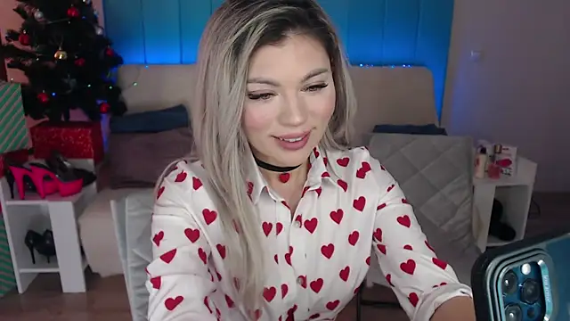 Snapshot of LindyVSAndy chatting on December 2024 05:59:02 AM LindyVSAndy online show from December 2024 05:59:02 AM