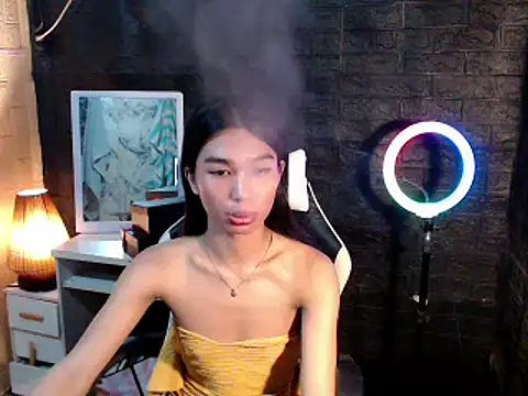 ToKeNa online show from March 2025 06:44:02 PM