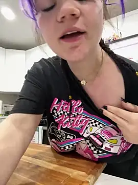 Cutiepiespanks online show from June 2026 12:22:01 AM