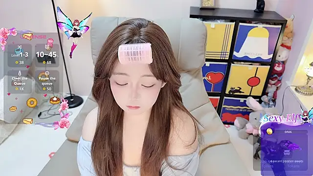 Snapshot of TUTU-CN chatting on February 2026 11:38:02 AM TUTU-CN online show from February 2026 11:38:02 AM