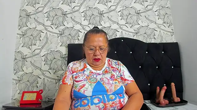 Keira Lennox online show from January 2026 11:58:02 AM