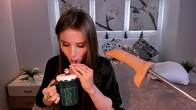 Betty June online show from January 2025 12:13:02 AM