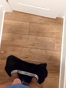 Snapshot of Mark_Dad chatting on January 2025 12:47:01 PM Mark Dad online show from January 2025 12:47:01 PM