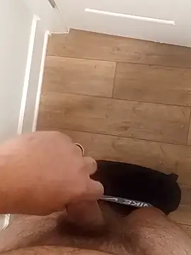 Snapshot of Mark_Dad chatting on September 2025 11:48:01 AM Mark Dad online show from September 2025 11:48:01 AM