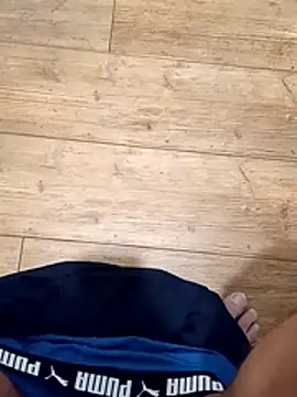 Snapshot of Mark_Dad chatting on October 2025 09:39:01 AM Mark Dad online show from October 2025 09:39:01 AM