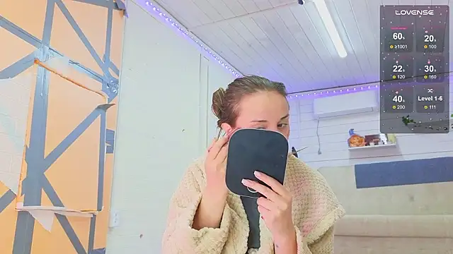 Snapshot of Misss_Vikk chatting on March 2026 09:20:01 AM Misss Vikk online show from March 2026 09:20:01 AM