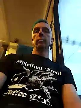 Snapshot of seelengleich chatting on February 2025 04:11:02 PM seelengleich online show from February 2025 04:11:02 PM