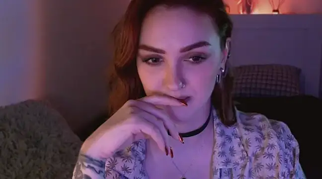 LilyFarey online show from December 2024 05:08:01 PM