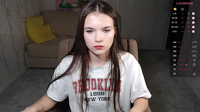 Snapshot of Eva_Davie chatting on February 2025 02:42:02 PM Eva Davie online show from February 2025 02:42:02 PM