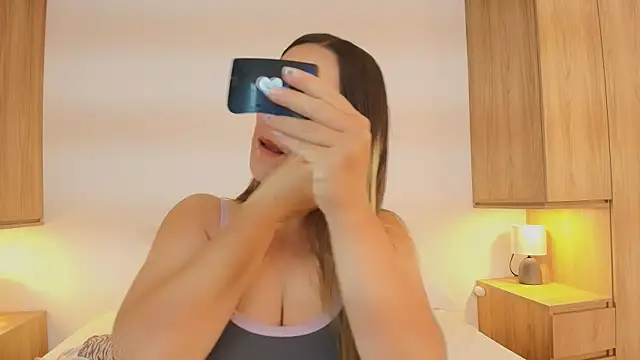 Snapshot of Isabella_Harley chatting on September 2025 01:23:01 PM Isabella Harley online show from September 2025 01:23:01 PM