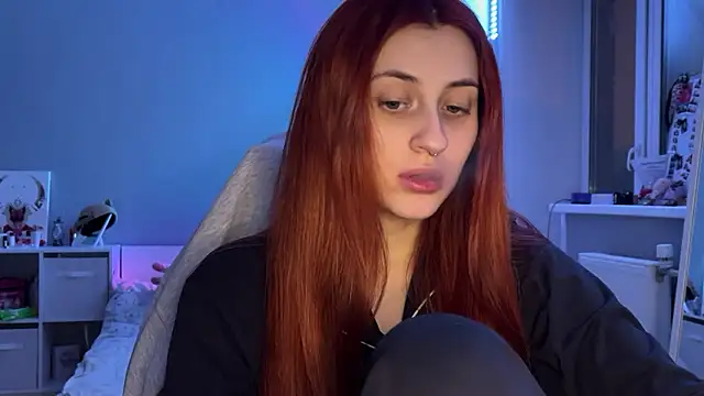 Snapshot of Uniarten chatting on February 2025 05:18:02 PM Uniarten online show from February 2025 05:18:02 PM