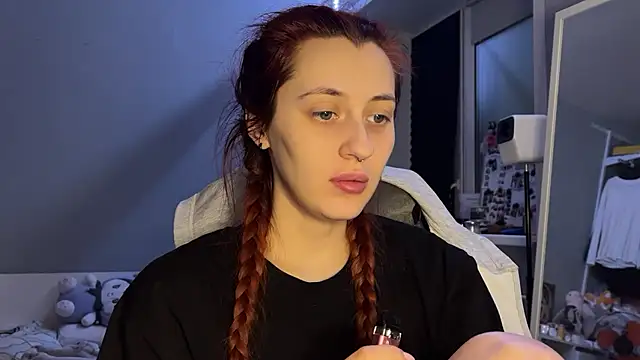 Snapshot of Uniarten chatting on January 2026 08:14:02 PM Uniarten online show from January 2026 08:14:02 PM