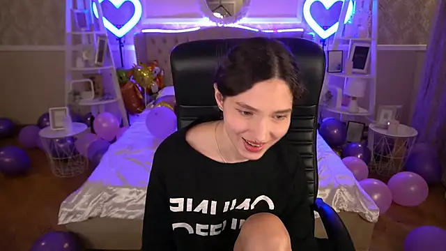 BabyFlowerr online show from January 2025 11:08:01 PM