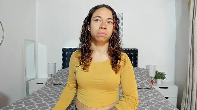 ZulyMichels online show from June 2026 12:39:01 PM