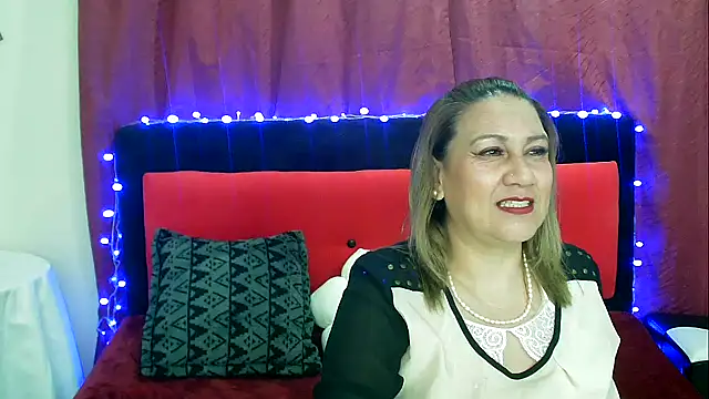 Snapshot of yayita_mature chatting on January 2025 01:41:02 PM yayita mature online show from January 2025 01:41:02 PM