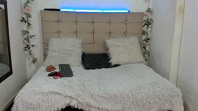 Snapshot of yayita_mature chatting on November 2025 03:11:02 PM yayita mature online show from November 2025 03:11:02 PM