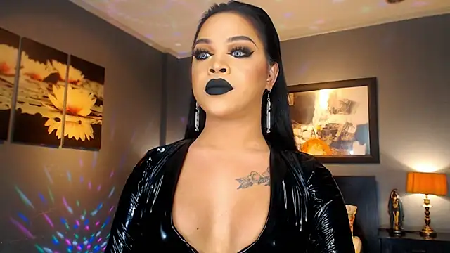 MarryQueen22 online show from April 2026 10:45:01 PM